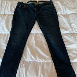 H&M- Size 24 shaping jeans with stretch